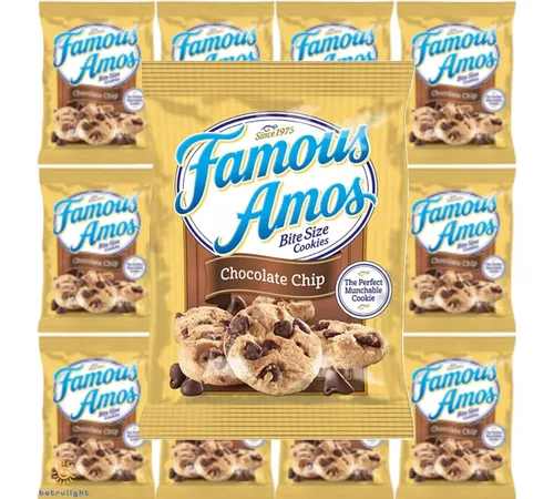 Famous Amos - Galletas con chispas de chocolate | Galletas de fresa | Galletas de animales | Bolsas individuales de galletas | Paquete variado de