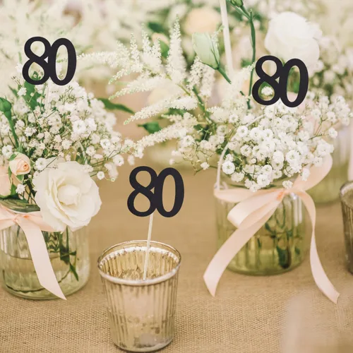 Vista 4 de Paquete de 10 palitos de centro de mesa de aniversario con purpurina de doble cara para cumpleaños número 80, decoración de mesa para fiesta de Negro