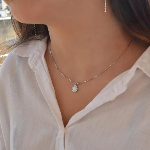 Vista 2 de Collar de ópalo blanco, collar de plata de ley con colgante de ópalo redondo de 0.236 in, collar con colgante de cadena de caja, extensor de 16 + 2
