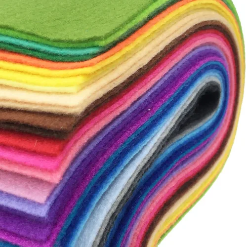 Vista 6 de Empaque de 28 piezas de fieltro suave y cuadrado de 0.06 pulgadas de colores varios para hacer proyectos tú mismo