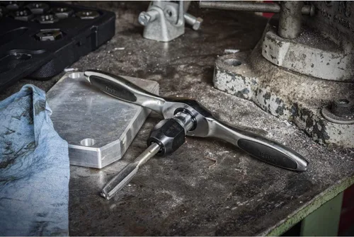 Vista 5 de GEARWRENCH Llave en T de trinquete mediana de paso - 3881