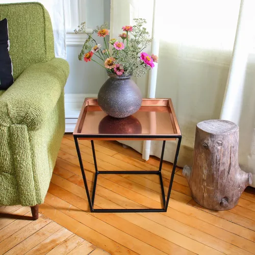 Vista 5 de Achla Designs Soporte para plantas Arne, 14" de alto con bandeja de cobre