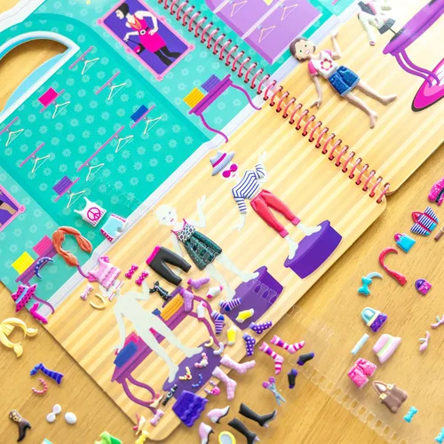 Vista 9 de Melissa & Doug Libro de actividades con pegatinas: día de glamour, 196 pegatinas reutilizables.