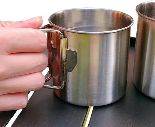 Vista 2 de Taza de café plegable de acero inoxidable para acampar, juego de 4 tazas para equipo de supervivencia