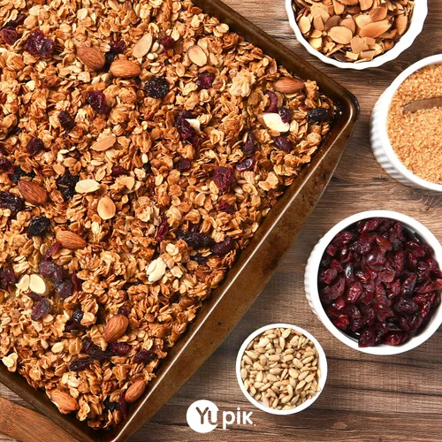 Vista 6 de Yupik Nueces de macadamia, piezas medianas, 2.2 libras (35.2 onzas), sin gluten, kosher, nueces crudas, trozos rotos, sin sal, sin tostar, sin