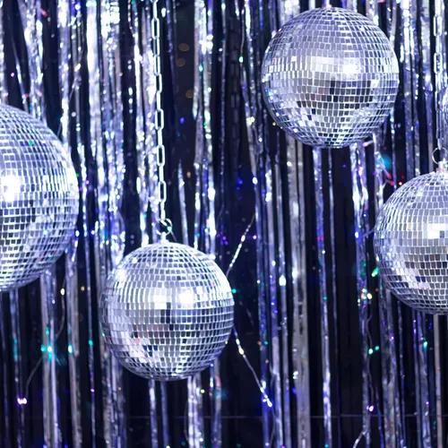 Vista 2 de PP OPOUNT 16000 azulejos de bola de discoteca – 1 rollo de azulejos de espejo de cristal autoadhesivos de 0.197 x 0.197 in para bricolaje, bola