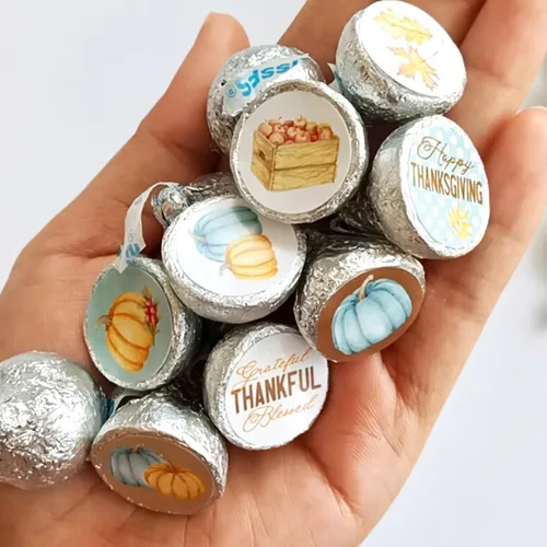 Vista 2 de Etiquetas de Acción de Gracias de otoño para Hershey's Kisses Chocolates - Calcomanías de caramelo de cosecha de otoño - Juego de 240