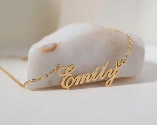 Vista 4 de Collares con nombre personalizado chapado en oro de 18 quilates con dije de corazón para mujeres y niñas