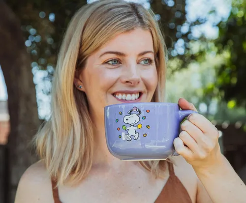 Vista 8 de Silver Buffalo Peanuts Snoopy - Taza de sopa de Pascua con tapa ventilada, capacidad para 24 onzas