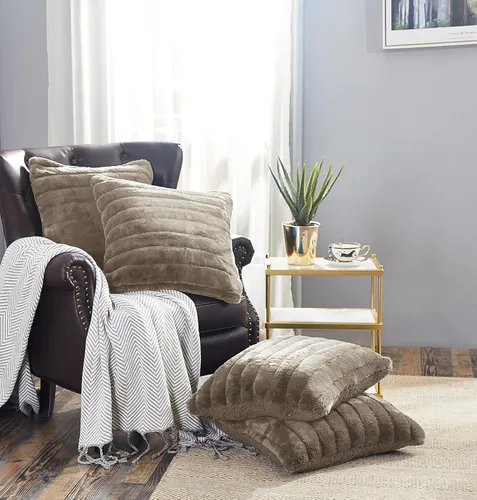 Vista 17 de Home Soft Things Serenta Super Mink - Funda de almohada de color sólido con respaldo de sherpa, juego de 2 piezas, 14 x 26 pulgadas, blanco antiguo