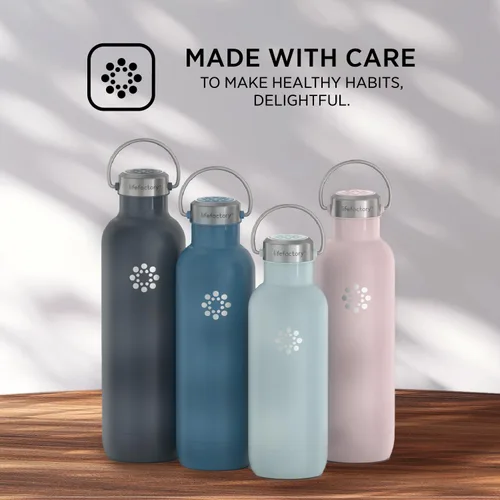 Vista 3 de Lifefactory Botella deportiva aislada al vacío de acero inoxidable con tapa de pajita, 32 onzas, apio