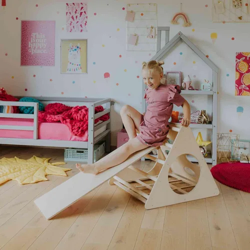 Vista 5 de Triángulo de escalada con una rampa, escalador triángulo Montessori, escalador Montessori, marco de escalada, gimnasio de juego interior para niños