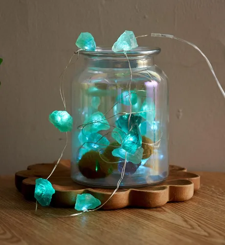 Vista 6 de Guirnalda de luces LED de fluorita natural para dormitorio, 6.5 pies, funciona con USB, funciona con pilas, luces de hadas azules, decoración