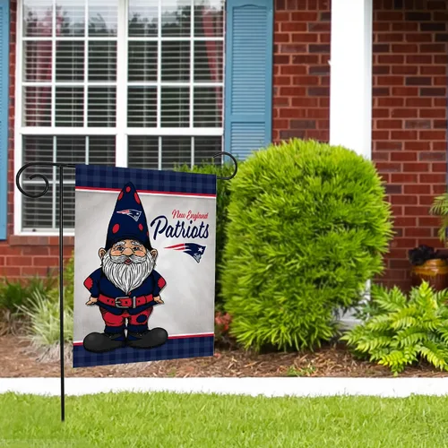 Vista 104 de Rico Industries NFL Gnomo - Bandera de jardín de doble cara de 13 x 18 pulgadas