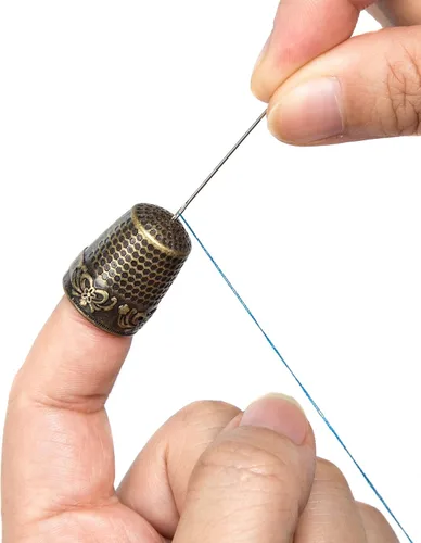 Vista 4 de AXEN Dedal de costura, protector de dedo de metal para costura, accesorios para herramientas de costura de bricolaje, cobre