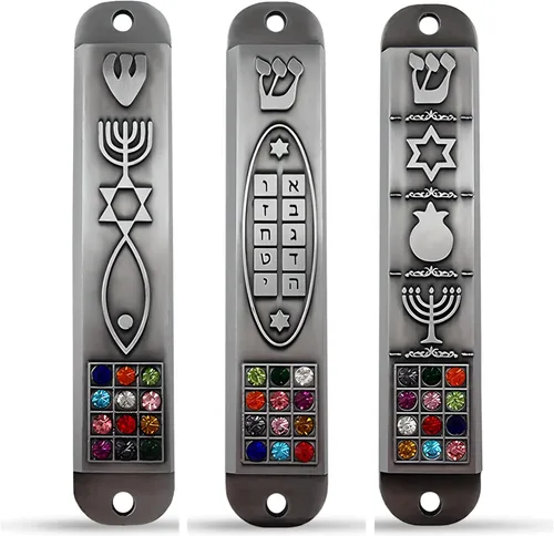 Juego de 3 estaño mezuzá estuche con pergamino para puerta, menorá 3D, estrella de David, diez mandamientos, 12 tribus de Israel, sello mesiánico,