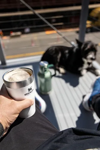 Vista 6 de STANLEY Aventura Apilamiento Cerveza Pinta