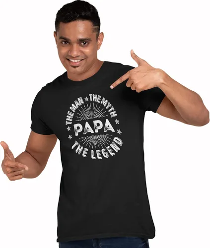 Vista 4 de Camiseta estampada con la leyenda The Man The Myth The Legend. Camiseta para papá, abuelo