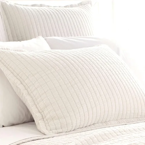 Vista 7 de Pine Cone Hill Funda de almohada Boyfriend Aegean Matelasse, tamaño estándar, patrón sólido azul