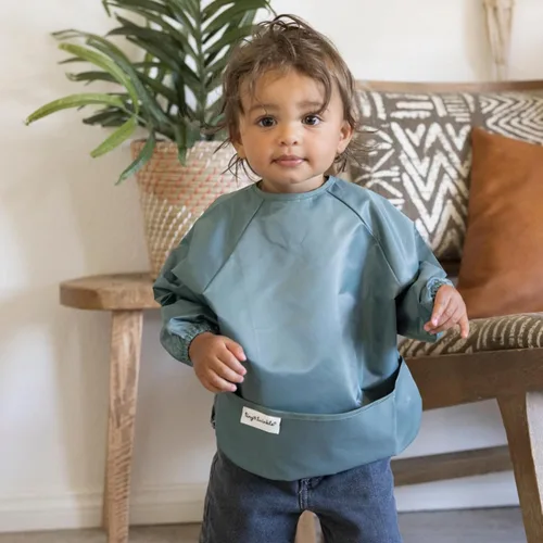 Vista 3 de Tiny Twinkle Babero de manga larga para bebés y niños pequeños Paquete de 2 baberos impermeables para comer, lavable a máquina y artículos