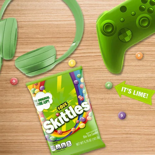Vista 6 de Bolsa de caramelos Skittles de tamaño mordisco, sabores ácidos, 5.7 onzas