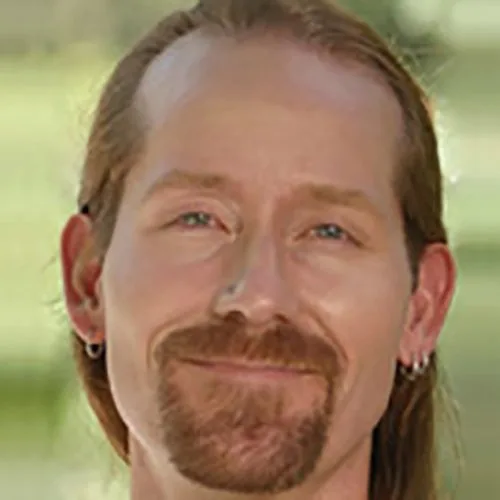 Vista 6 de The Art & Practice of Stone Massage DVD. Learn Hot & Cold Stone Massage Therapy Techniques. Award-winning Massage Therapist Video Shows How To Use