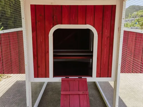 Vista 2 de Midlee Gallinero de madera Red Barn con caja de anidación para gallina de corrida, recinto cubierto para patio trasero