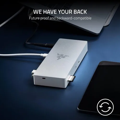 Vista 6 de Razer Base Thunderbolt 4: 10 puertos en 1 - Salida dual 4K o única 8K - Hub USB A y C, 2.5 GbE Thunderbolt 3, Mac y PC Compatible - Certificado
