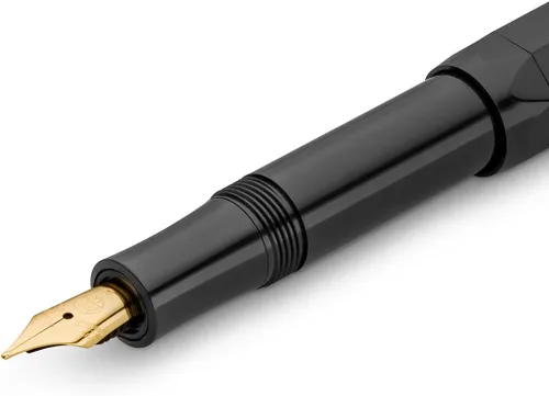 Vista 3 de Kaweco Classic Sport Fountain pluma color negro, con plumín fino