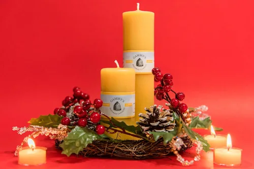 Vista 4 de 2"x5" Smooth Beeswax Pillar - 100% Pure Beeswax, hand-poured and family-run - by Gammy's Beezwax Candles