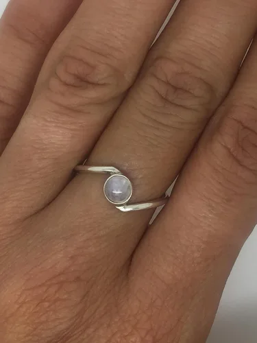 Vista 3 de Anillo redondo de plata de ley 925 con piedra lunar Delicada joyería BOHO Chic Moda y elegante para niñas y mujeres con bolsa de regalo