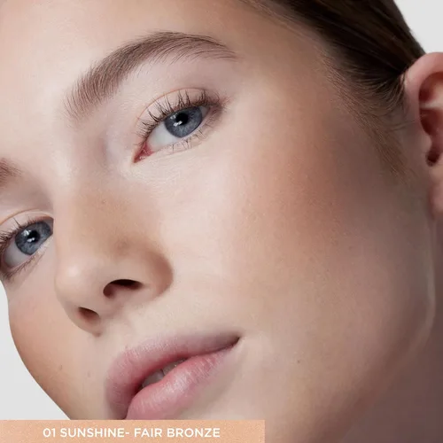 Vista 3 de Laura Mercier Tinted Moisturizer Bronzer: Long Lasting Sheer Cream Bronzer, Weightless, Buildable Coverage, 12 HR Hydrating Wear, Non-Comedogenic, 6