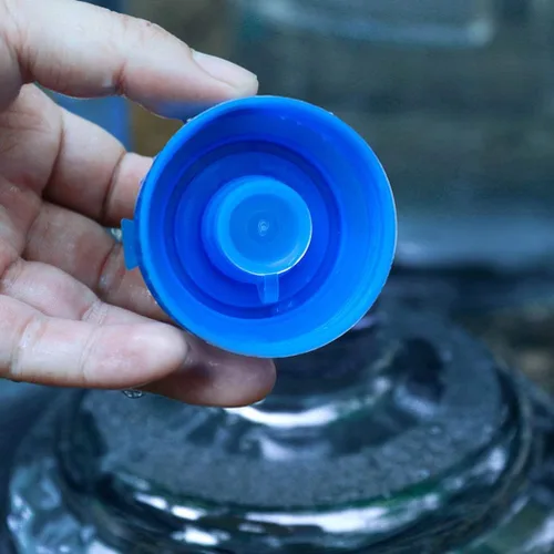 Vista 3 de LIOOBO Contenedor de agua para acampar para beber: jarra de agua de plástico botella grande para senderismo, montañismo, picnic, pesca, coche, blue