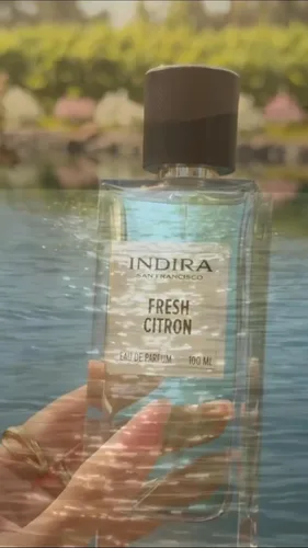 Vista 6 de INDIRA Fresh Citron - Eau De Parfum - Citrus Aromatic - Unisex - 3.4 fl oz / 3.4 fl oz - Spray