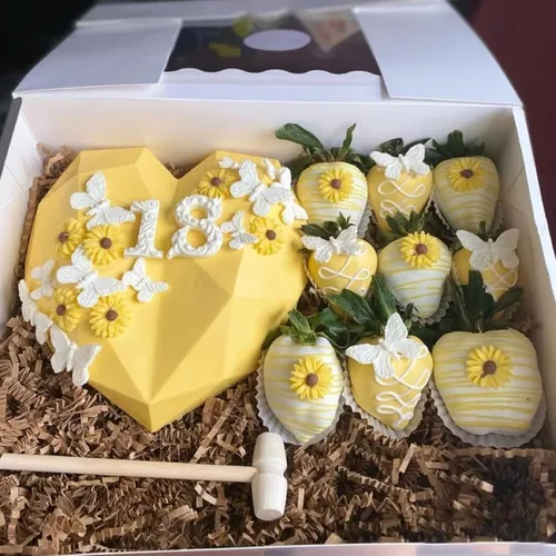 Vista 5 de Juego de moldes de chocolate, moldes de corazón de chocolate, molde de corazón rompible con martillo, moldes de números y letras para decoración