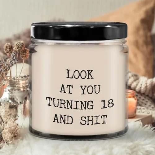 Vista 2 de Ideas de regalos de cumpleaños número 18 para fiesta de cumpleaños número 18 cumpleaños 18 cumpleaños mira tu vela, velas de soja natural 9oz Ak4003