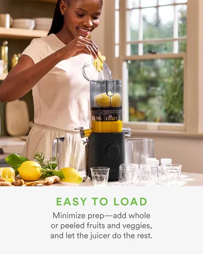 Vista 4 de NAMA J2 Extractor de jugo de prensado en frío – Autoalimentación para operación sin manos con tolva de boca ancha para carga de receta completa Negro