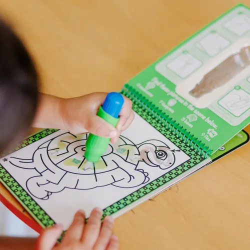 Vista 2 de Melissa & Doug Water Wow - Paquete de 4 (mascotas, colores, cuento de hadas y maquillaje) - Certificado FSC