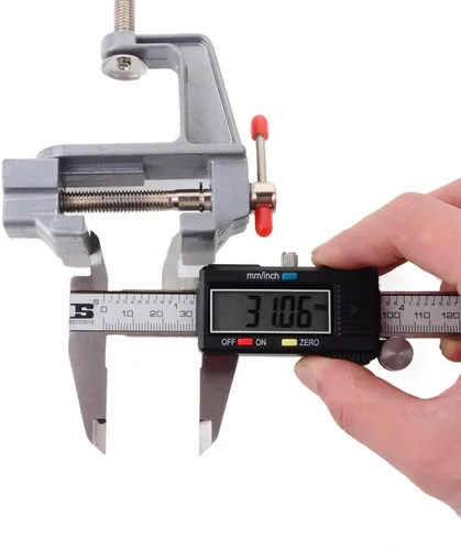 Vista 6 de Mini Tornillo de Banco Pequeña Abrazaderas de Mesa, Herramienta de Reparación para Manualidades (Rango de Ajuste: 0-3 cm)