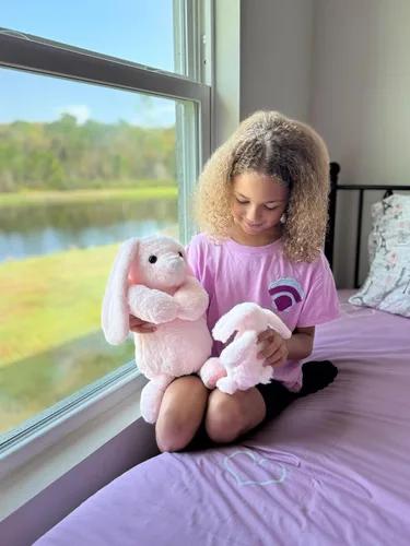 Vista 2 de Conjunto de Conejitos de Peluche para Mamá y Bebé Peluche de Conejo Super Suave Lindos Peluches para Dormitorio Infantil Peluches de 38 cm