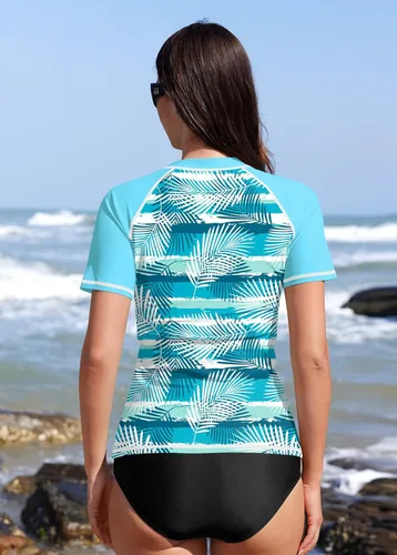 Vista 125 de BesserBay Women’s Rash Guard Shirt UPF 50+ Half Zip Short Sleeve Quick Dry Swim Shirt Swimsuit Tops