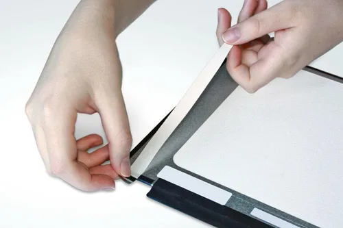 Vista 3 de SCREENARAMA Cinta adhesiva de montaje para HP 15-DY2051WM 2K4A7UA Pull Stretch-Release Tabs - Juego de 4