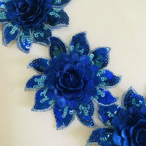 Vista 2 de 5 parches de flores con lentejuelas, bordado, manualidades, costura (diámetro: 3.1 in) (azul)