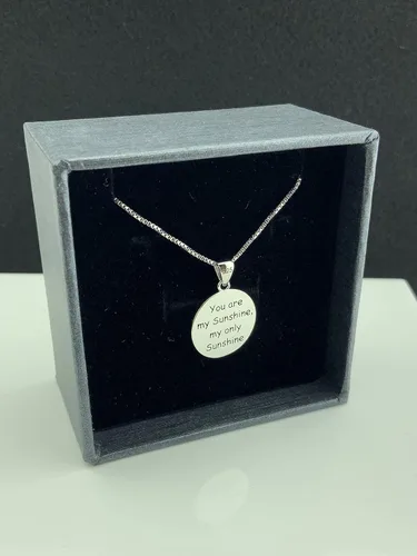 Vista 7 de Collar de plata con frase "You are my Sunshine, my only Sunshine" con cadena de 18 pulgadas incluida, plata de ley, Plateado Esterlino