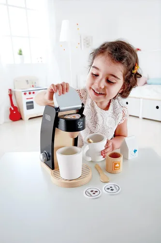Vista 4 de Hape Juego de cocina de madera negra con accesorios Juego de juguetes de simulación para niños a partir de 3 años