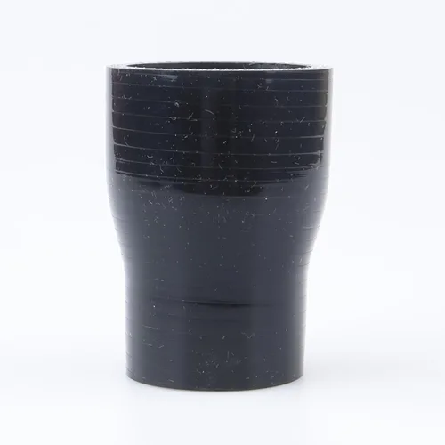 Vista 32 de AC PERFORMANCE ID de 1" a 1/2" (25mm a 13mm) Manguera de silicona recta reductora de 3 capas reforzada negra, 3" de longitud