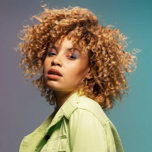 Vista 2 de TIGI Bed Head Curls Rock Amplifier Crema para cabello rizado Tamaño de viaje 1.45 fl oz