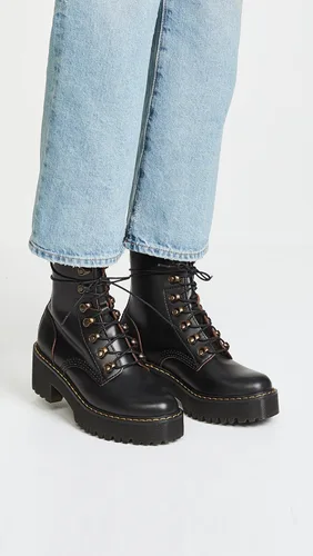 Vista 2 de Dr. Martens Botas Leona de cuero con tacón para mujer