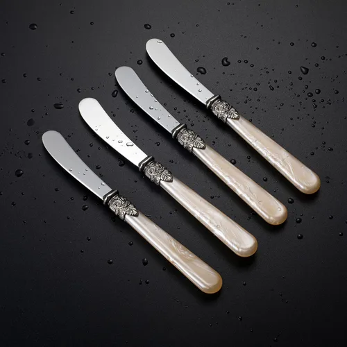 Vista 3 de REVERIE Collection - Esparcidor de mantequilla y cuchillo de queso de acero inoxidable de 4 piezas, juego de cuchillos de mantequilla para regalo
