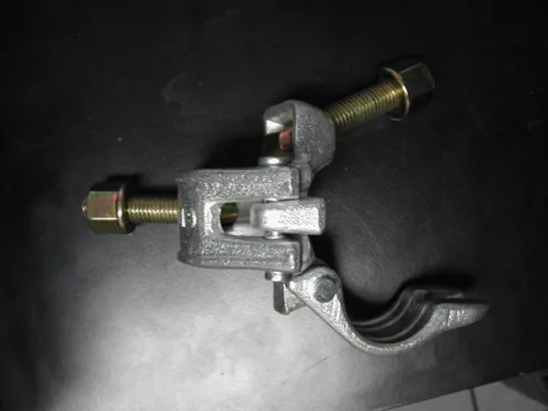 Vista 5 de 6 Abrazaderas de ángulo recto galvanizadas forjadas del Reino Unido también conocidas como abrazaderas rígidas abrazaderas de queso (6)